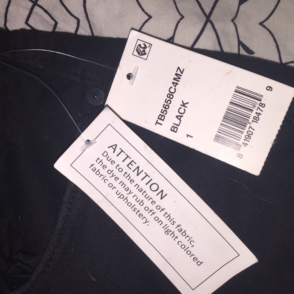 NWT Black Distressed Mid-Rise Skinny Ankle Jeans - Picture 4 of 7